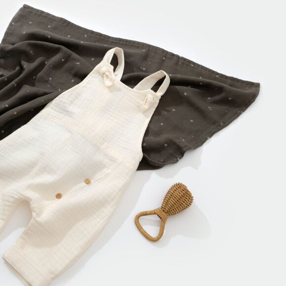 100% Organic Cotton Salopet Romper - Picture 8 of 12